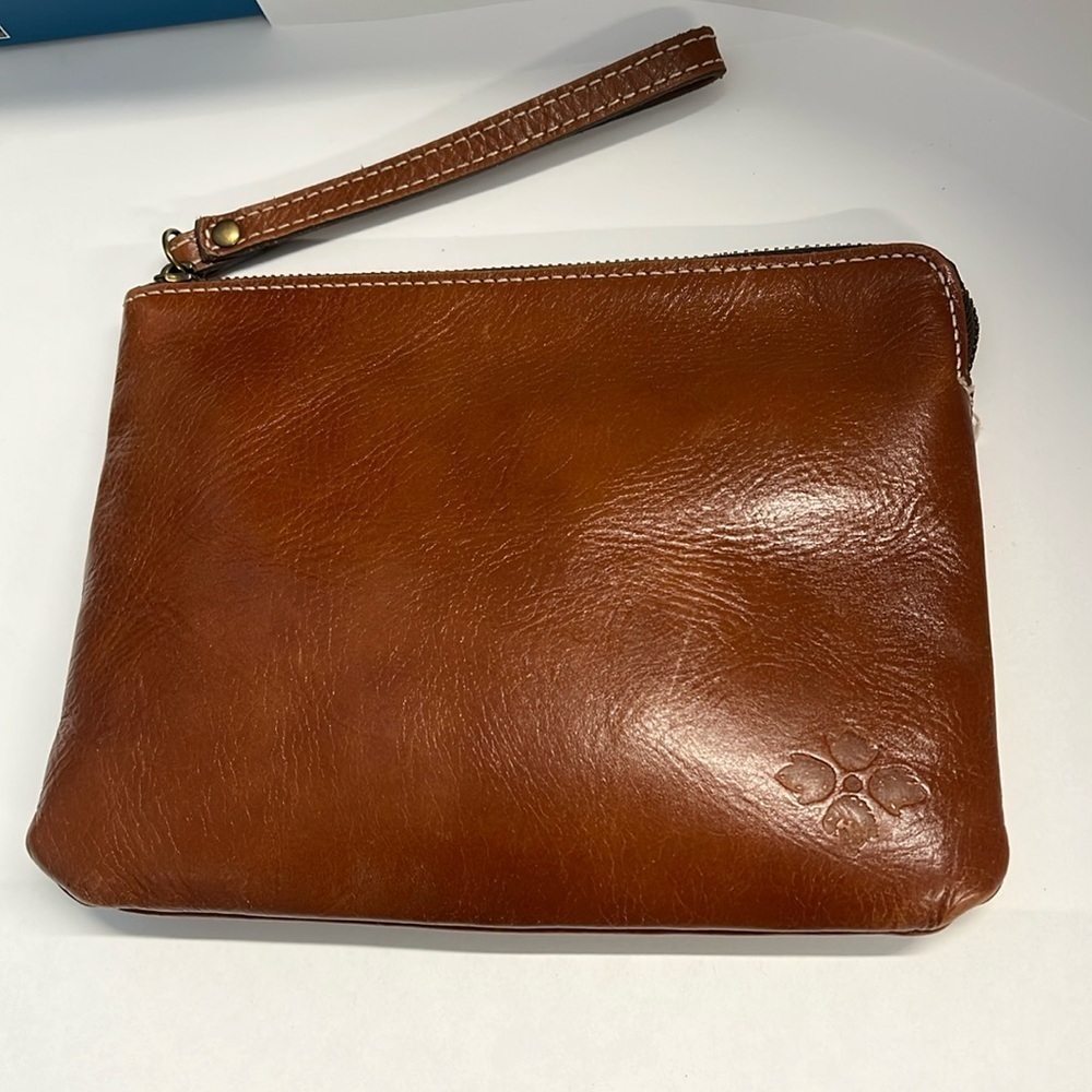 Patricia Nash Large Leather Zip Wristlet Clutch Bag